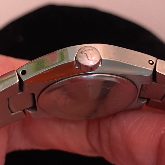 Tissot SS Ladies Watch - Picture 6 of 9